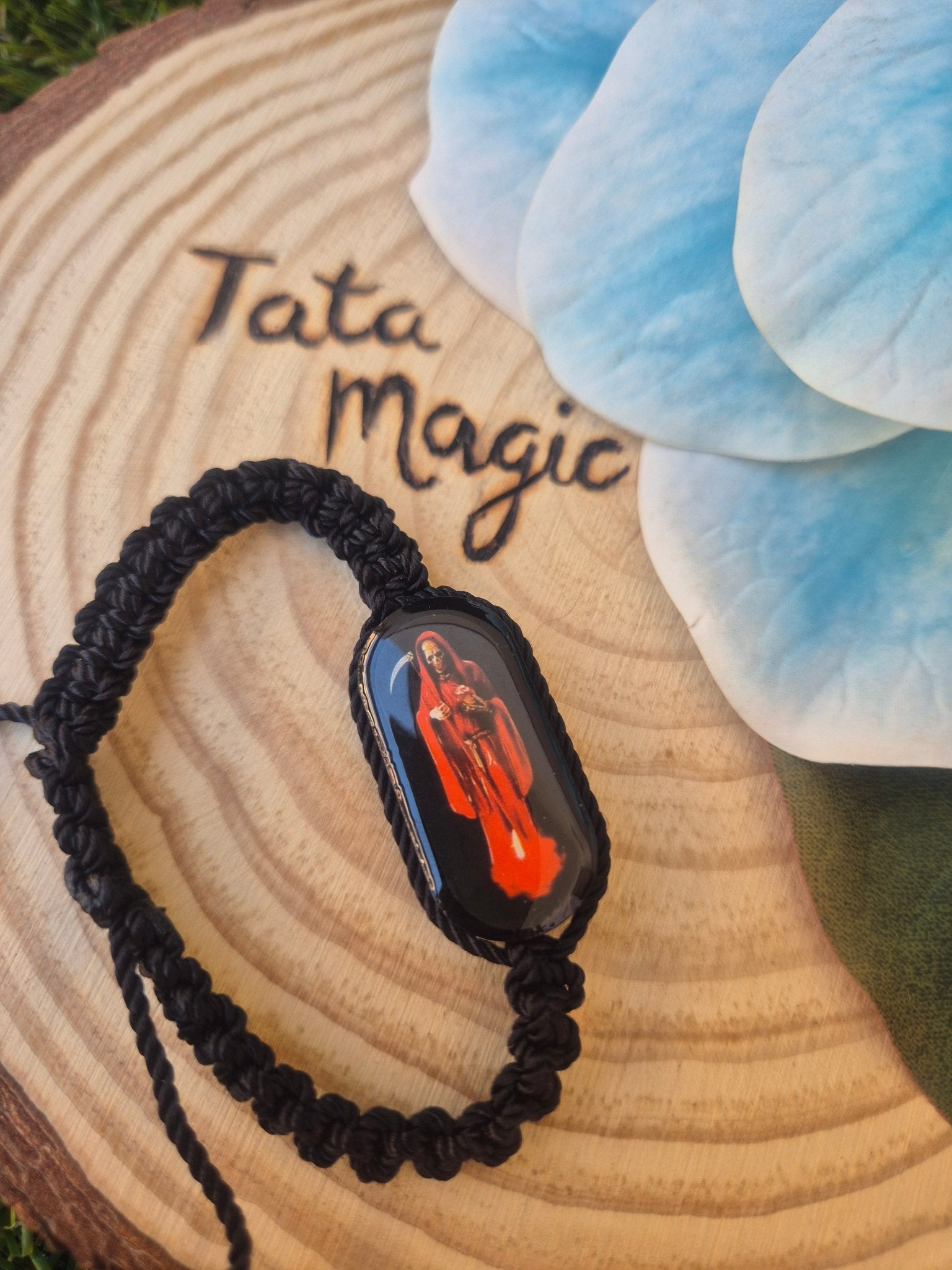 Pulsera de La Santa Muerte - Devoción, protección y poder espiritual Tienda esotérica Málaga - La Tienda de Tata Magic: tienda Esotérica en Málaga